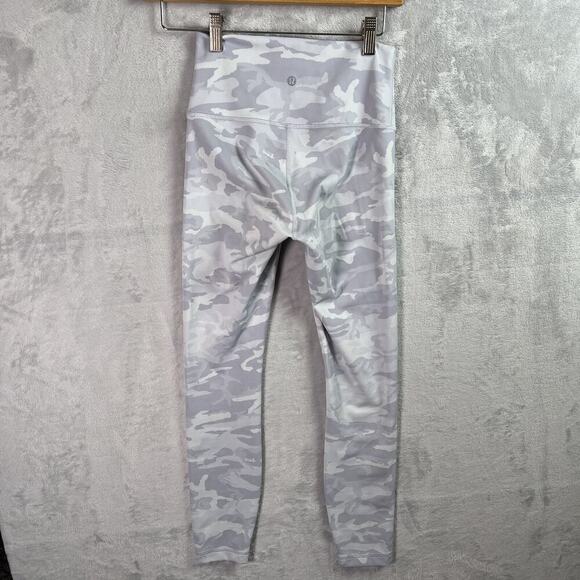 Lululemon Wonder Under High Rise Leggings Size 4 Camo White/Grey Workout Gym - Picture 1 of 12